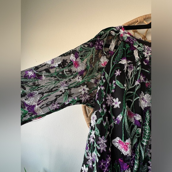 NWOT | Tadashi Shoji, MAIYA EMBROIDERED FLORAL GOWN, Women's Sz 12 - Picture 3 of 16